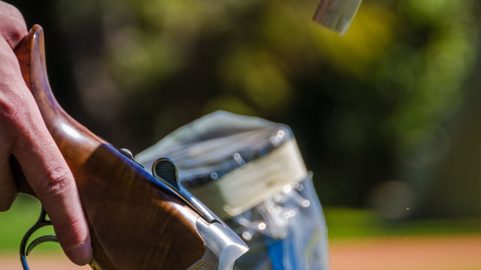 Calibre 12 vs calibre 20 : quel fusil pour le ball-trap